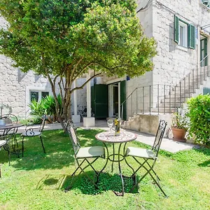 Apartamento Jes Old Town Luxury, Split