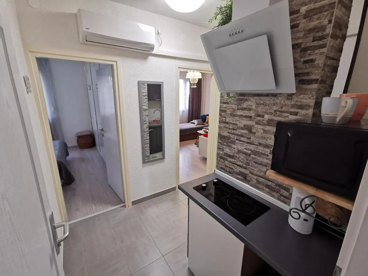 Apartment Suzana 1Br Split
